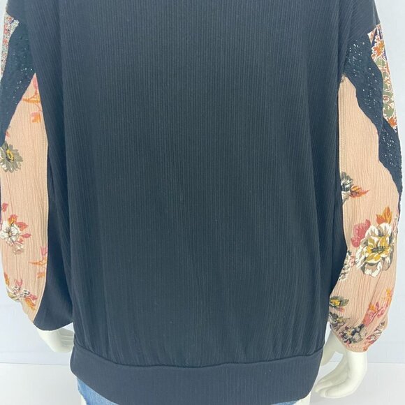 Gimmicks Women's Blouse Top Sz M Black Lace & Floral Accents V-Neck Long Sleeve - Picture 8 of 11